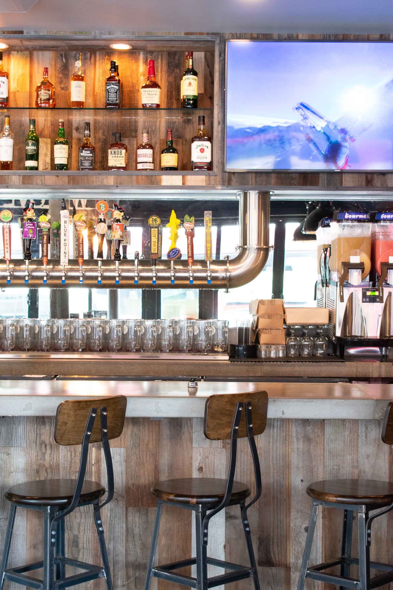 Dog Haus Bar
